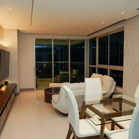Luxury Beachfronts En En Bocagrande Y Marbella *