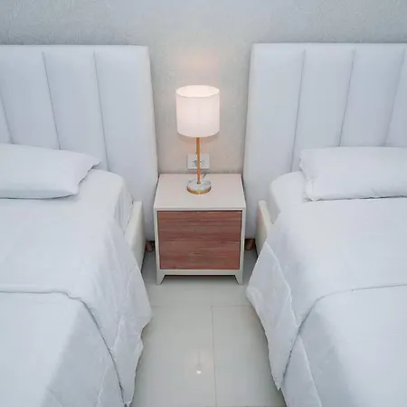 Apartamento Luxury Beachfronts En En Bocagrande Y Marbella *