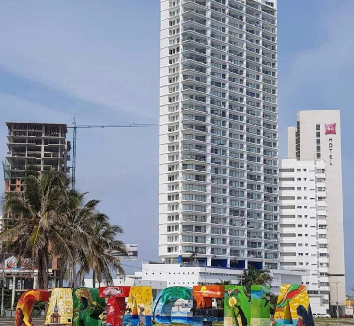 Apartamento Luxury Beachfronts En En Bocagrande Y Marbella *