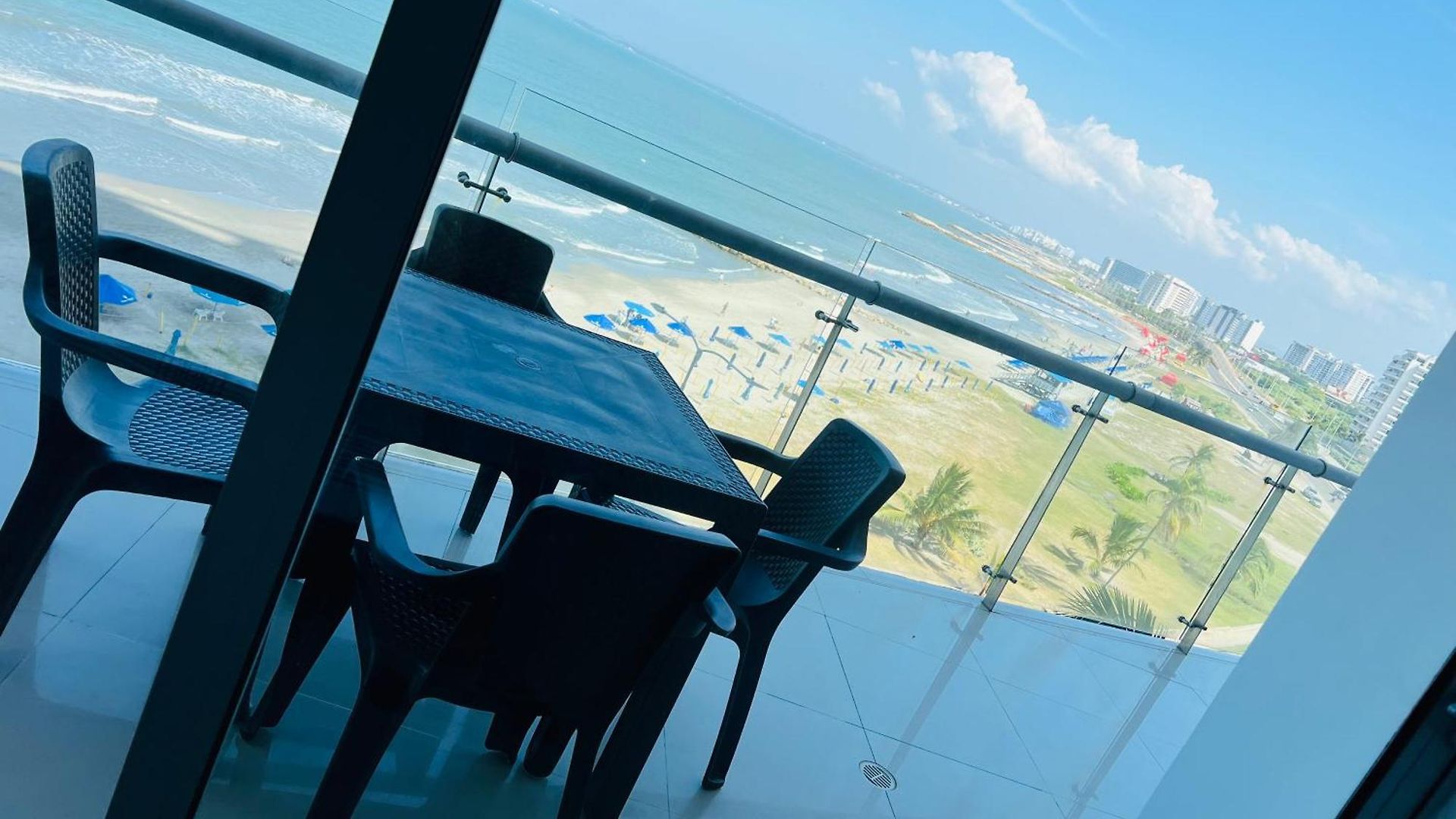 Apartamento Luxury Beachfronts En En Bocagrande Y Marbella