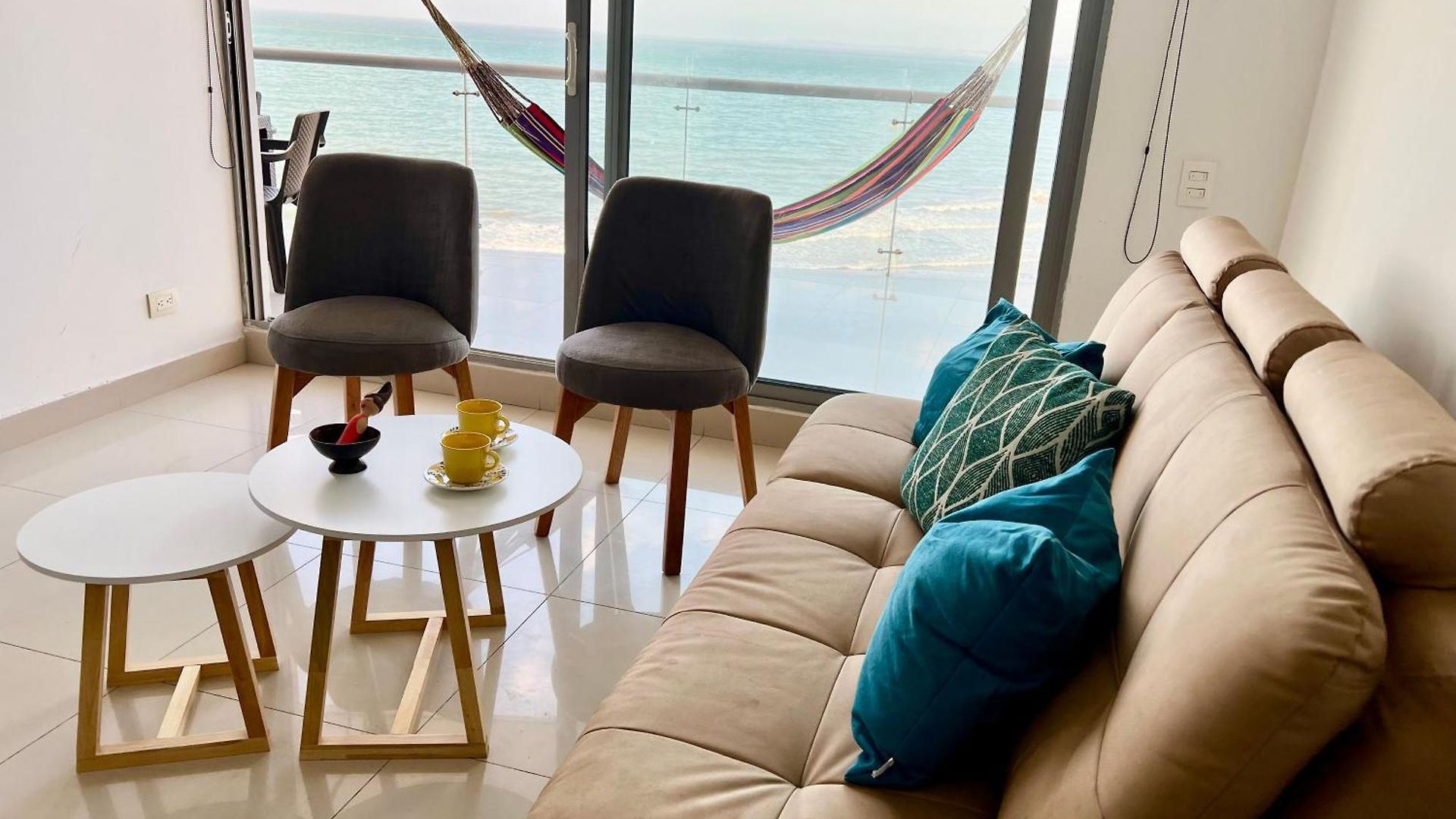 Apartamento Luxury Beachfronts En En Bocagrande Y Marbella *