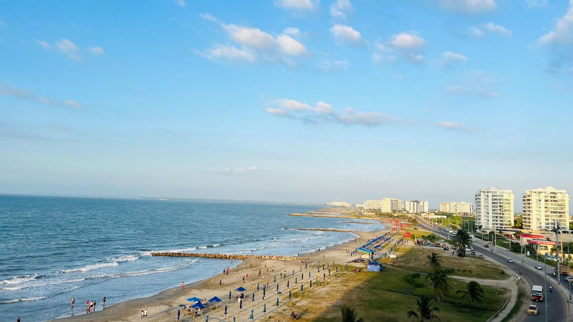 Luxury Beachfronts En En Bocagrande Y Marbella Apartamento