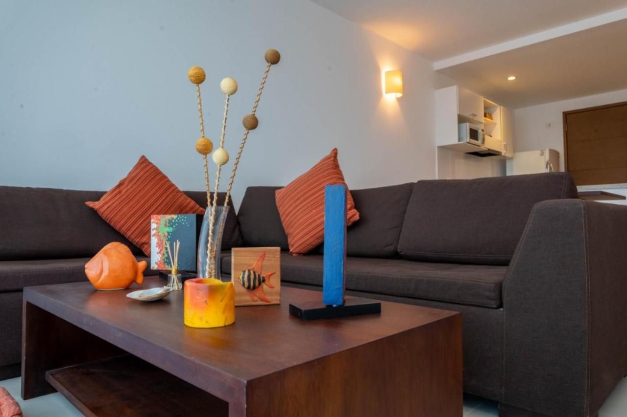 Luxury Beachfronts En En Bocagrande Y Marbella *
