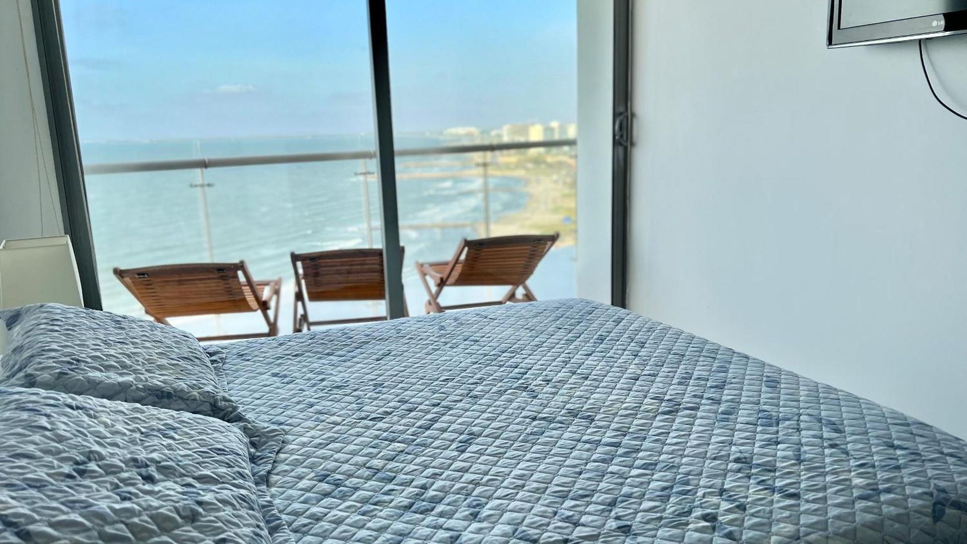Luxury Beachfronts En En Bocagrande Y Marbella Apartamento *