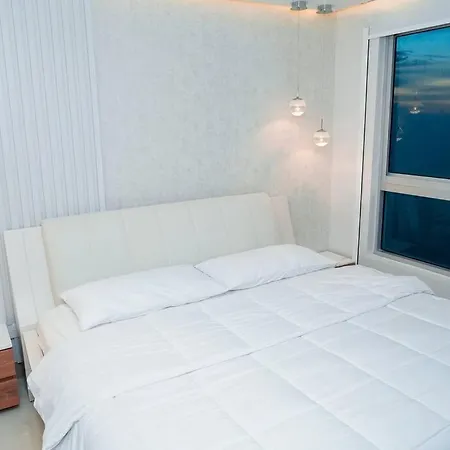 Luxury Beachfronts En En Bocagrande Y Marbella Apartamento