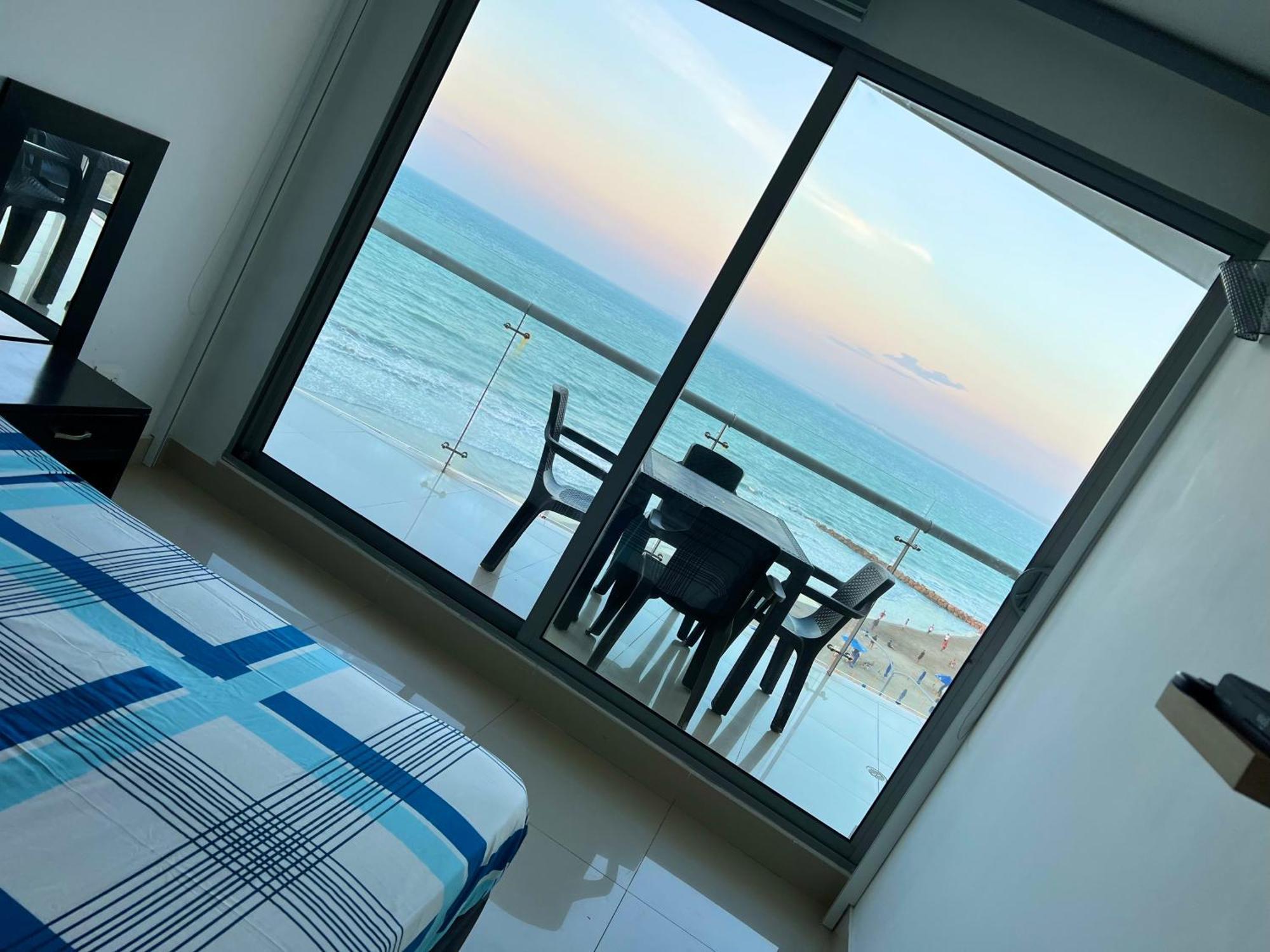 Luxury Beachfronts En En Bocagrande Y Marbella Apartamento